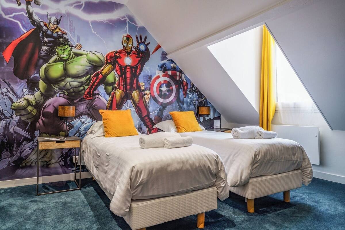 Premium bedding, laptop workspace, blackout curtains, free WiFi