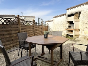 Family Suite, 2 Bedrooms (4 guests)
