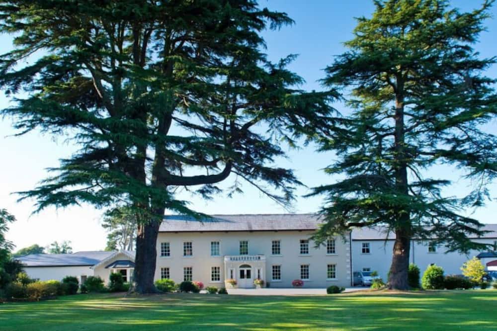 Roganstown Hotel & Country Club