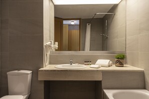 Bathroom - Hotel Amalia Olympia (Archaia Olympia)