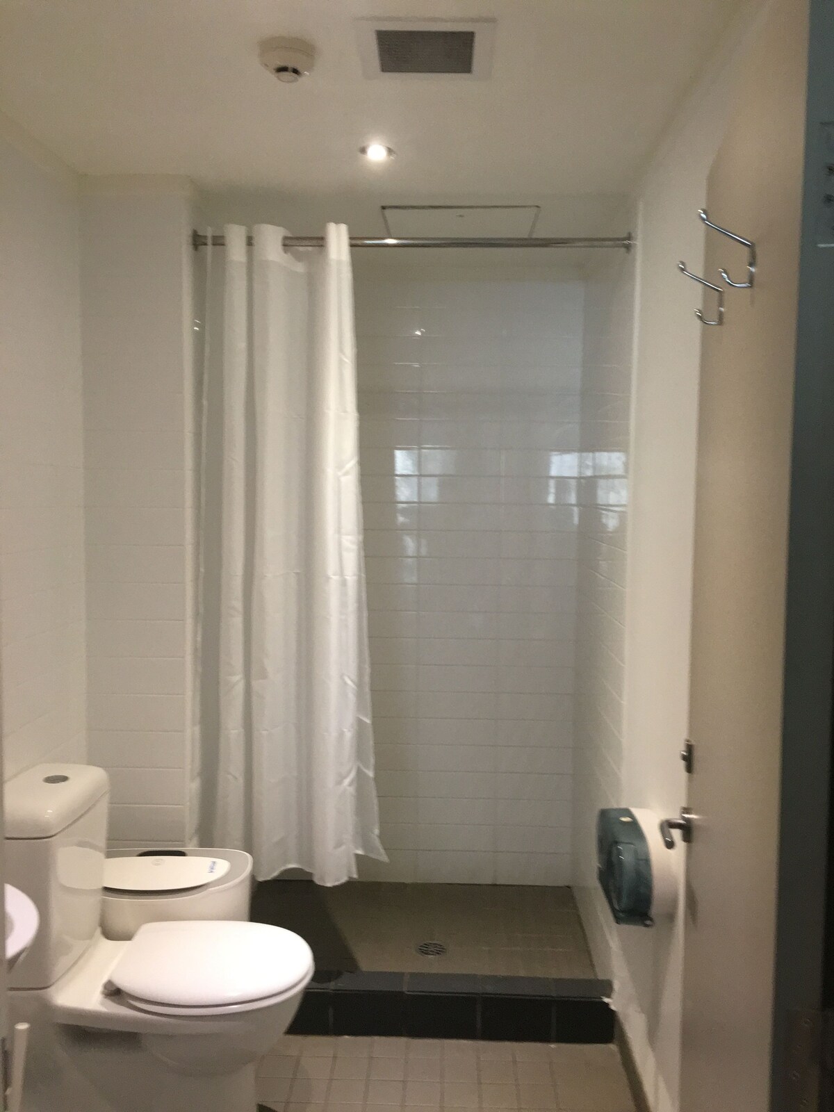 Nomads Sydney - Hostel