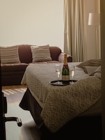 Minibar, in-room safe, free WiFi, bed sheets
