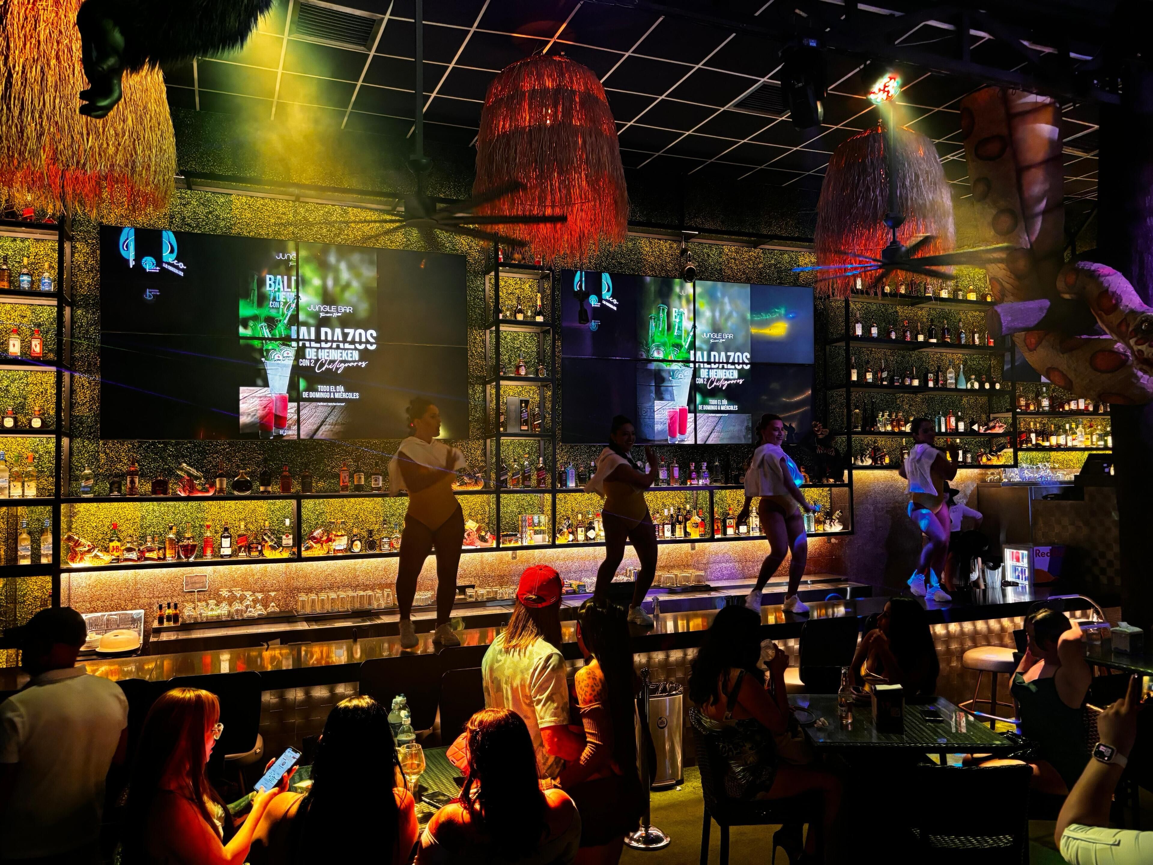 Snack bar