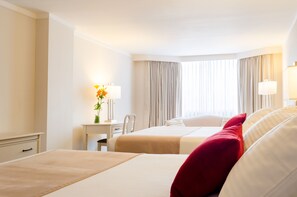 View from room - Taormina Hotel and Casino (San José)