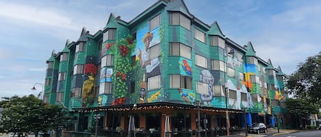 Mặt tiền nơi lưu trú