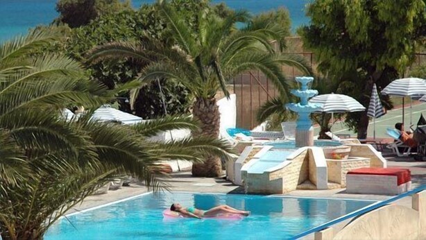 Outdoor pool - Nirvana Beach (Rhodes)