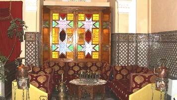 Sala de estar en el lobby