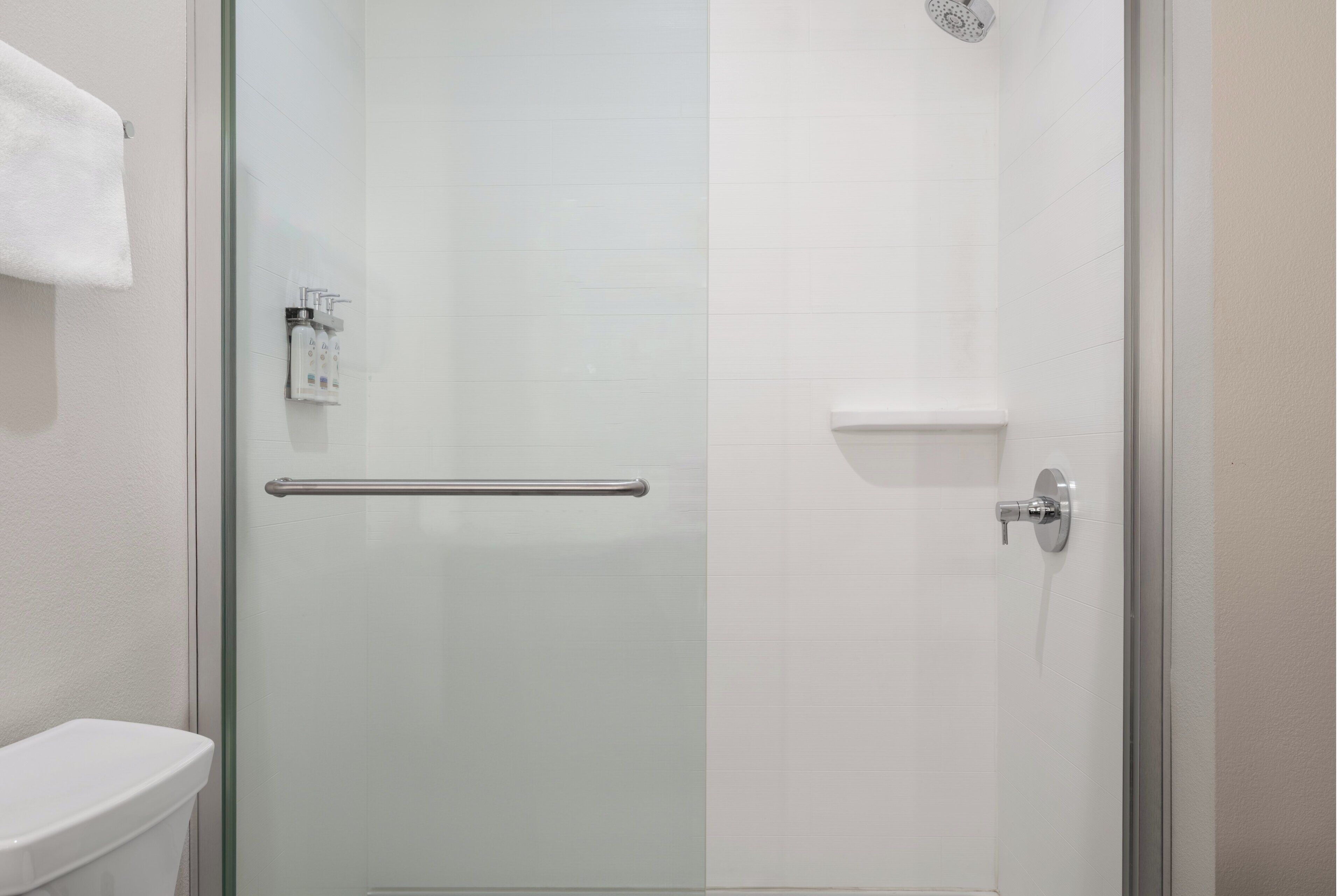 Rainfall showerhead, free toiletries, hair dryer, towels