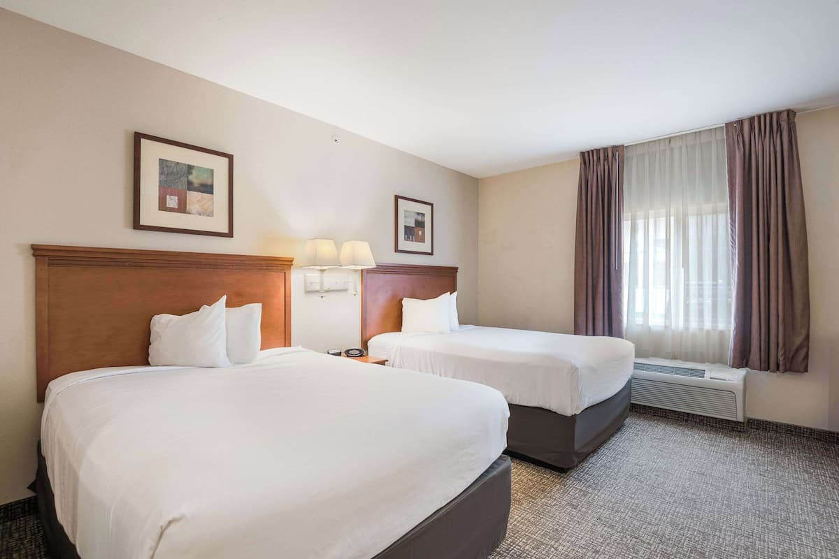 1 bedroom, desk, laptop workspace, free WiFi