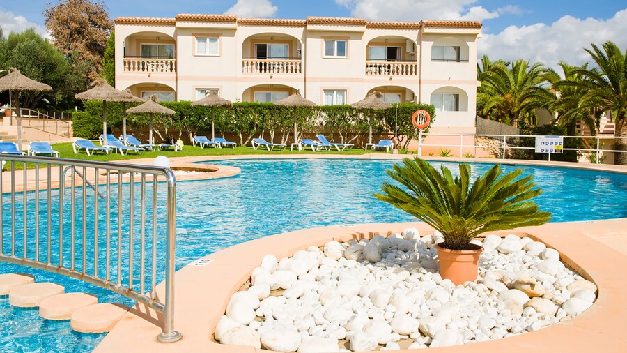 Apartamentos Sol Romántica by DOT Suites