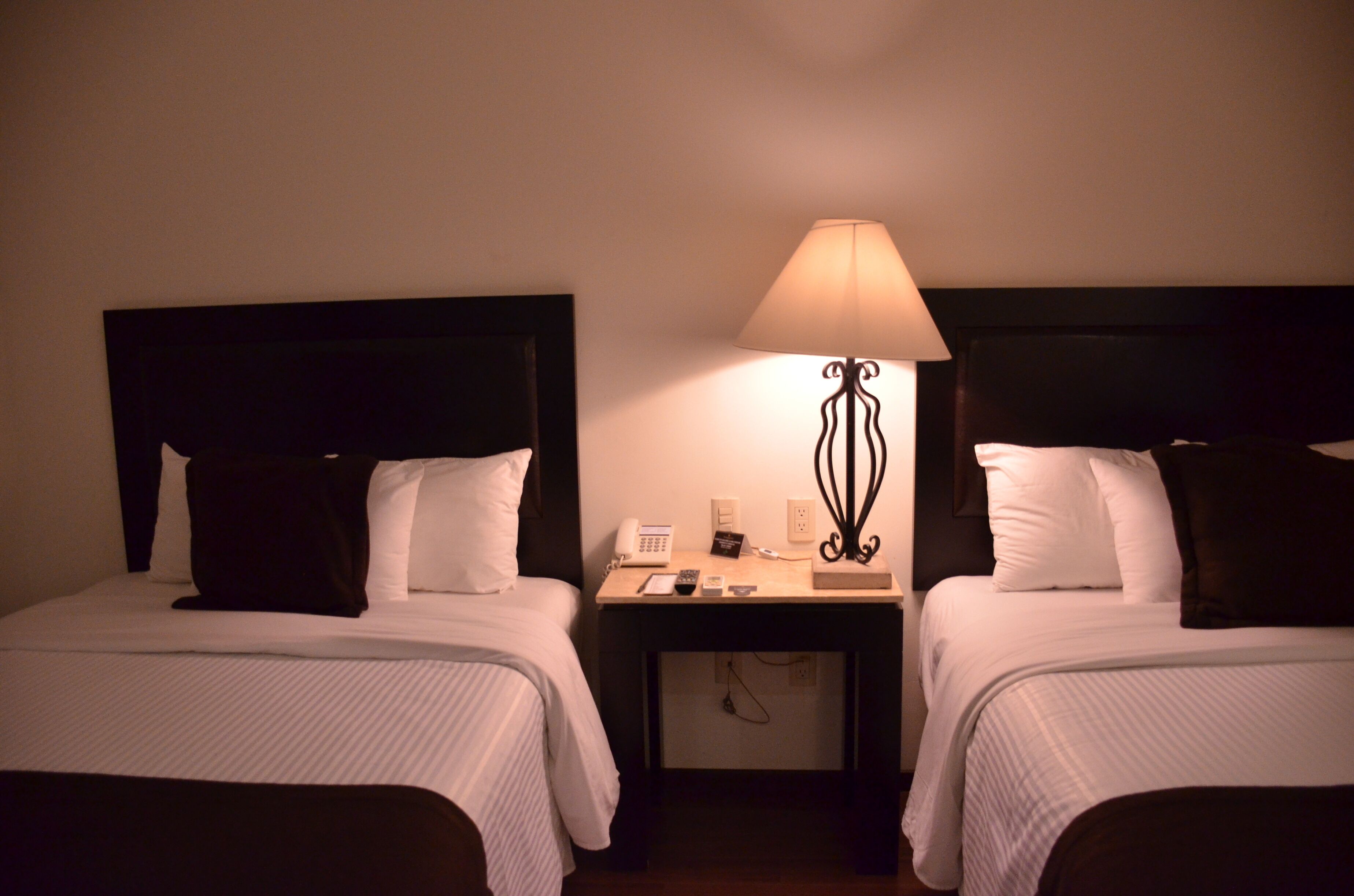 standard double room | in-room safe, desk, blackout curtains, iron/ironing board