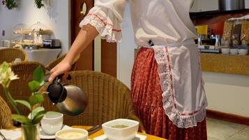 Sarapan siap masak setiap hari dengan biaya tambahan