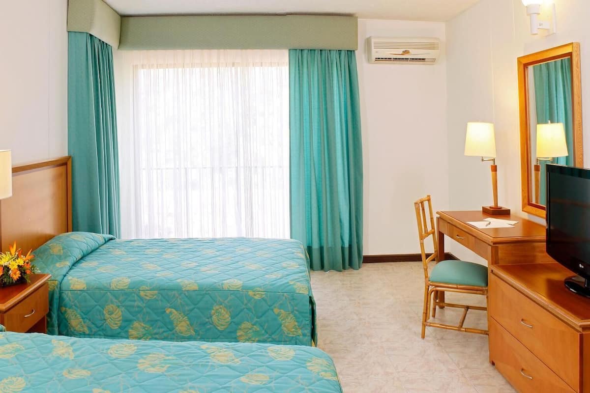 Minibar, in-room safe, desk, blackout curtains