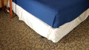 Economy Room, 1 King Bed - L'Acadie Inn & RV Park (Eunice)
