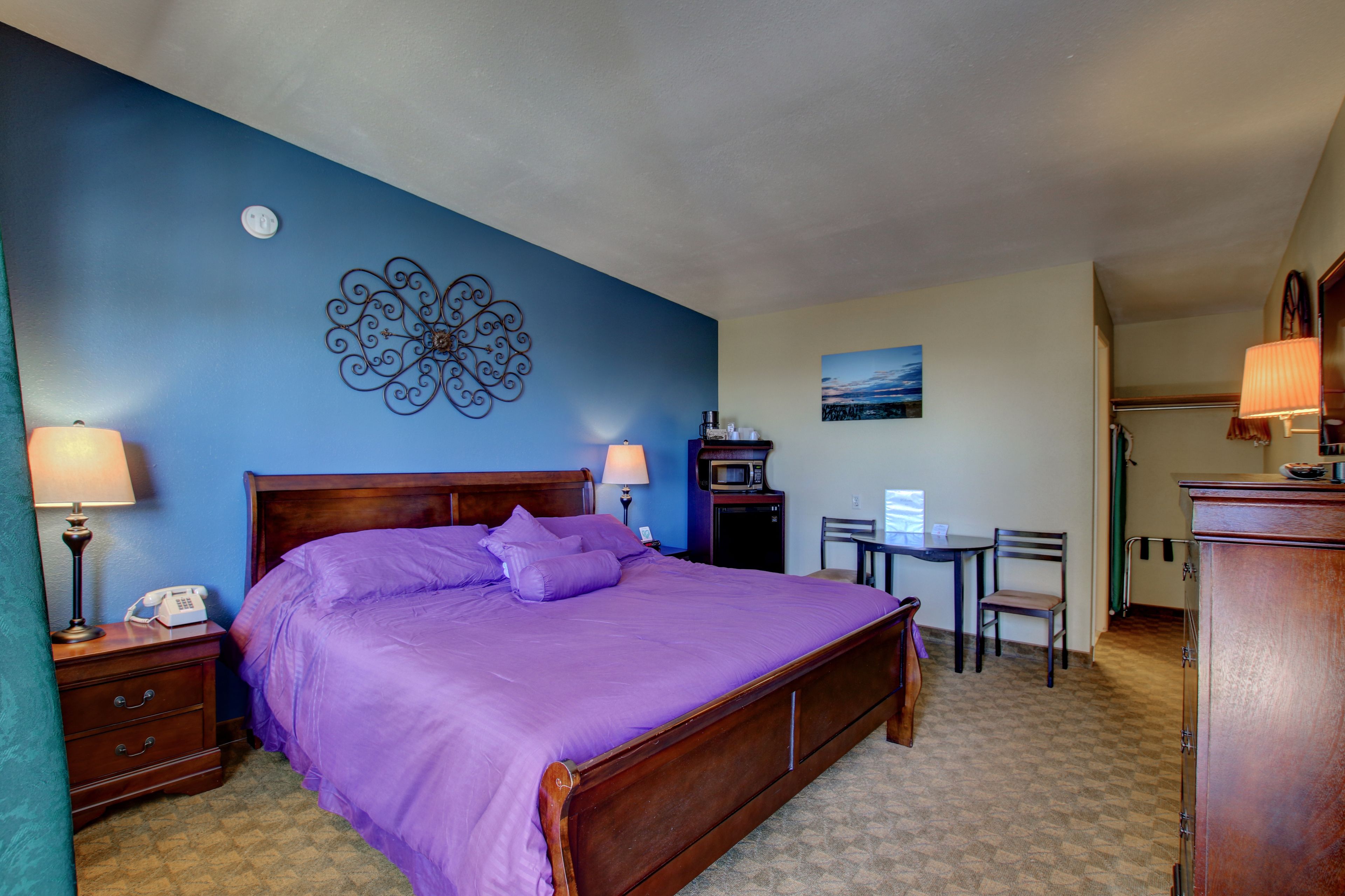 Standard Room, 1 King Bed, Non Smoking