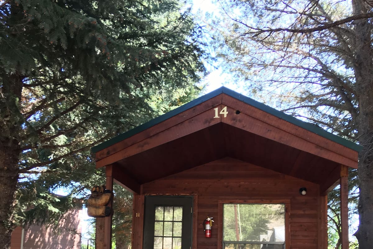 Cottage, 1 Queen Bed, Kitchenette | Floor plan