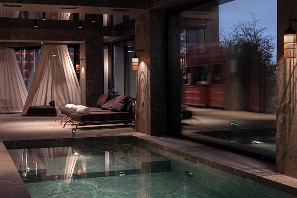 Indoor pool, open 7:00 AM to 10:00 PM, sun loungers