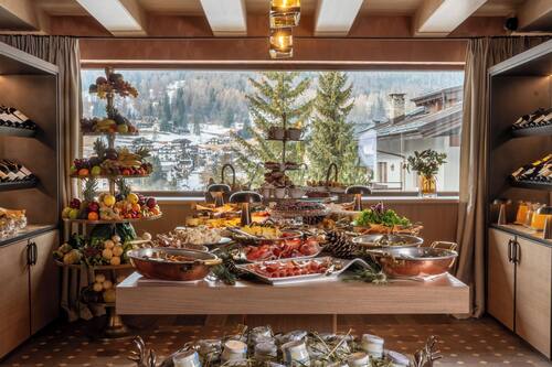 Colazione a buffet inclusa, servita tutte le mattine