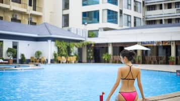 Indoor pool, outdoor pool