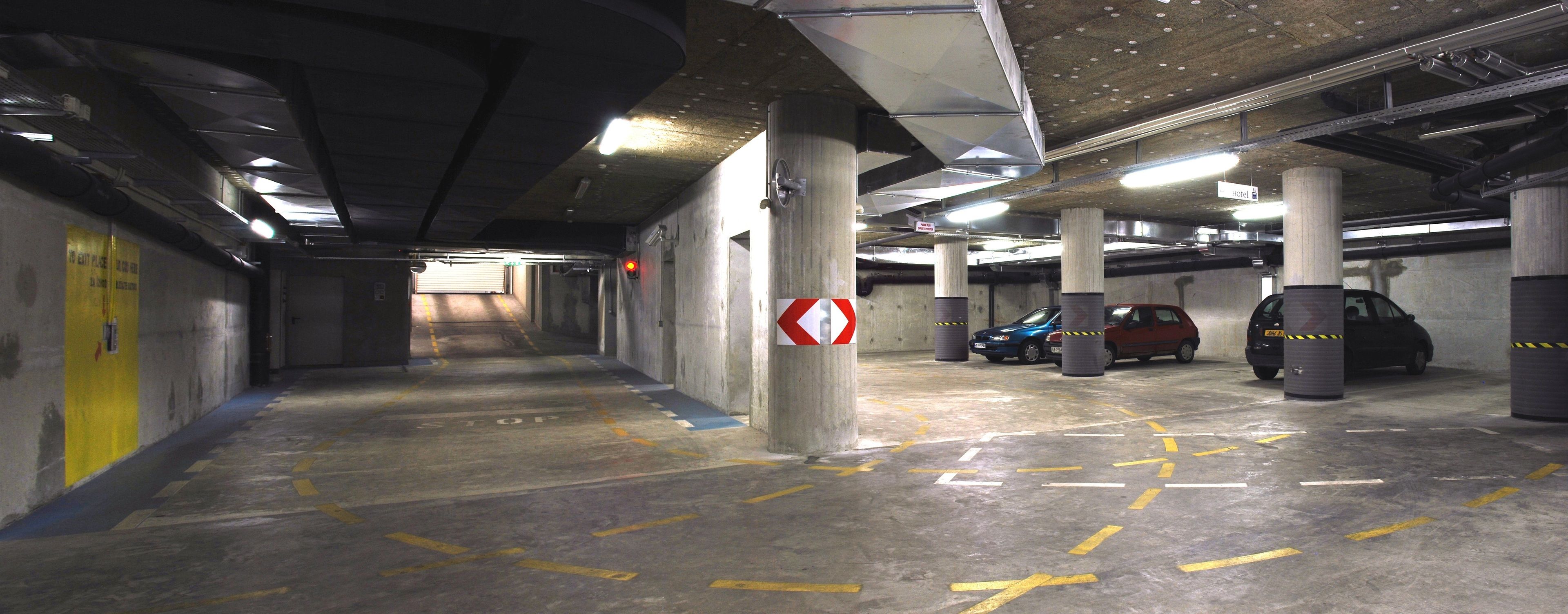 self-parking (surcharge) 20 per day