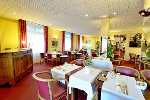 Almoço e jantar, culinária local