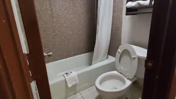 Produtos de toalete grátis, secador de cabelo (mediante solicitação)