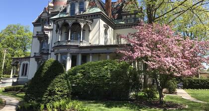 Batcheller Mansion Inn