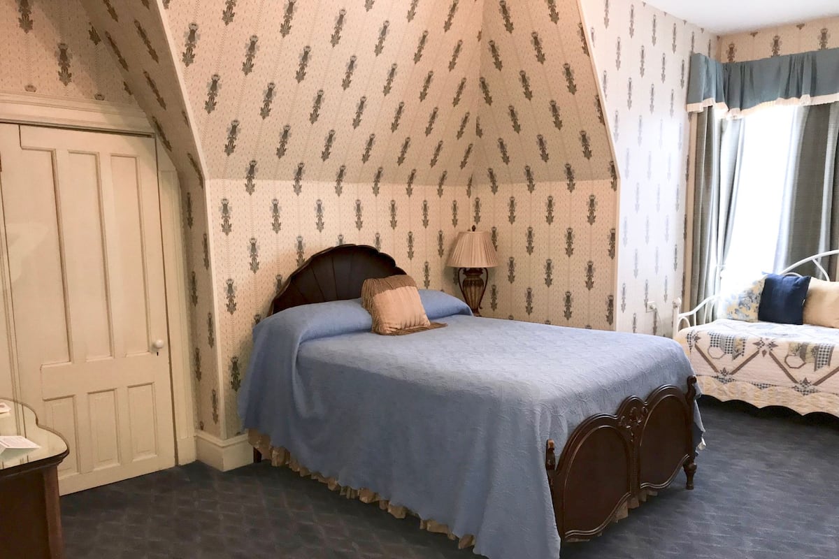 Chambre supérieure, 1 grand lit, non-fumeur (Harrison) | Literie de qualité, décor unique, ameublement unique