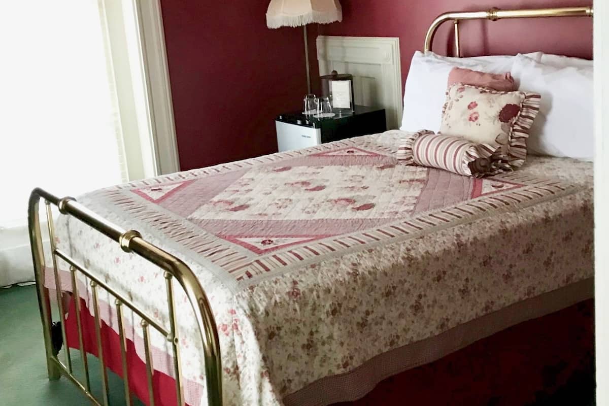 Chambre Standard, 1 grand lit, non-fumeur (McKinley) | Literie de qualité, décor unique, ameublement unique