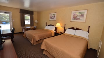 Schreibtisch, Bügeleisen/Bügelbrett, Zustellbetten, kostenloses WLAN