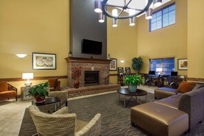 LCD TV - Wyndham Garden Appleton (Appleton)