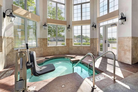 Indoor pool. Wyndham Garden Appleton
