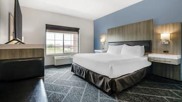 Rum - 1 kingsize-säng - icke-rökare | Allergitestade sängkläder, skrivbord och arbetsyta för laptop