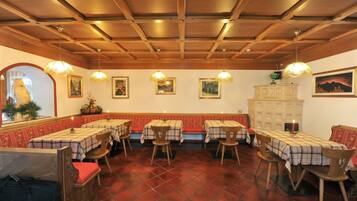 Lobby-Lounge