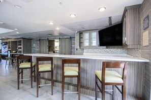 Bar (on property) - Hilton Garden Inn Hattiesburg (Hattiesburg)