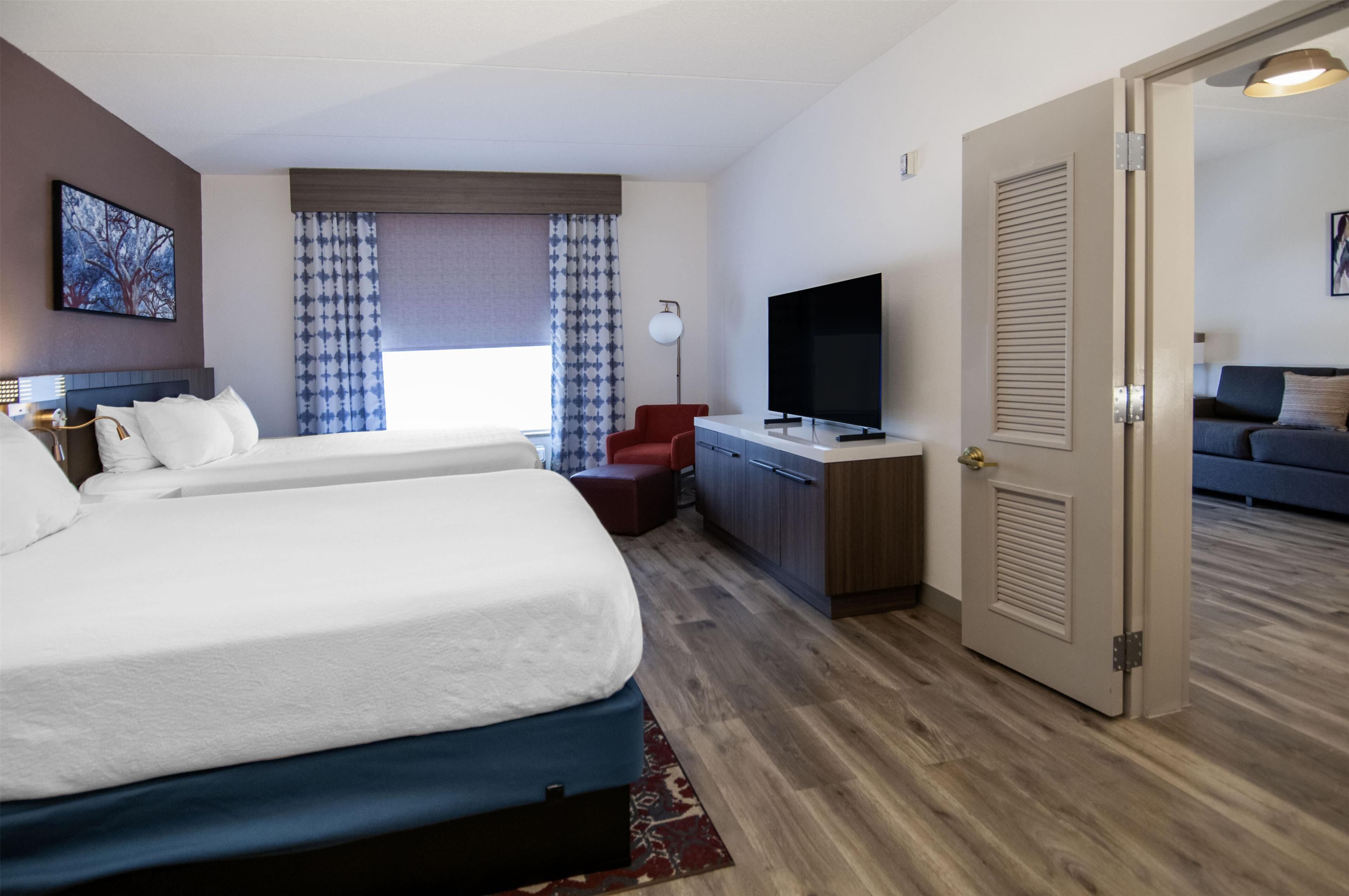 Suite, 1 Bedroom, Bathtub