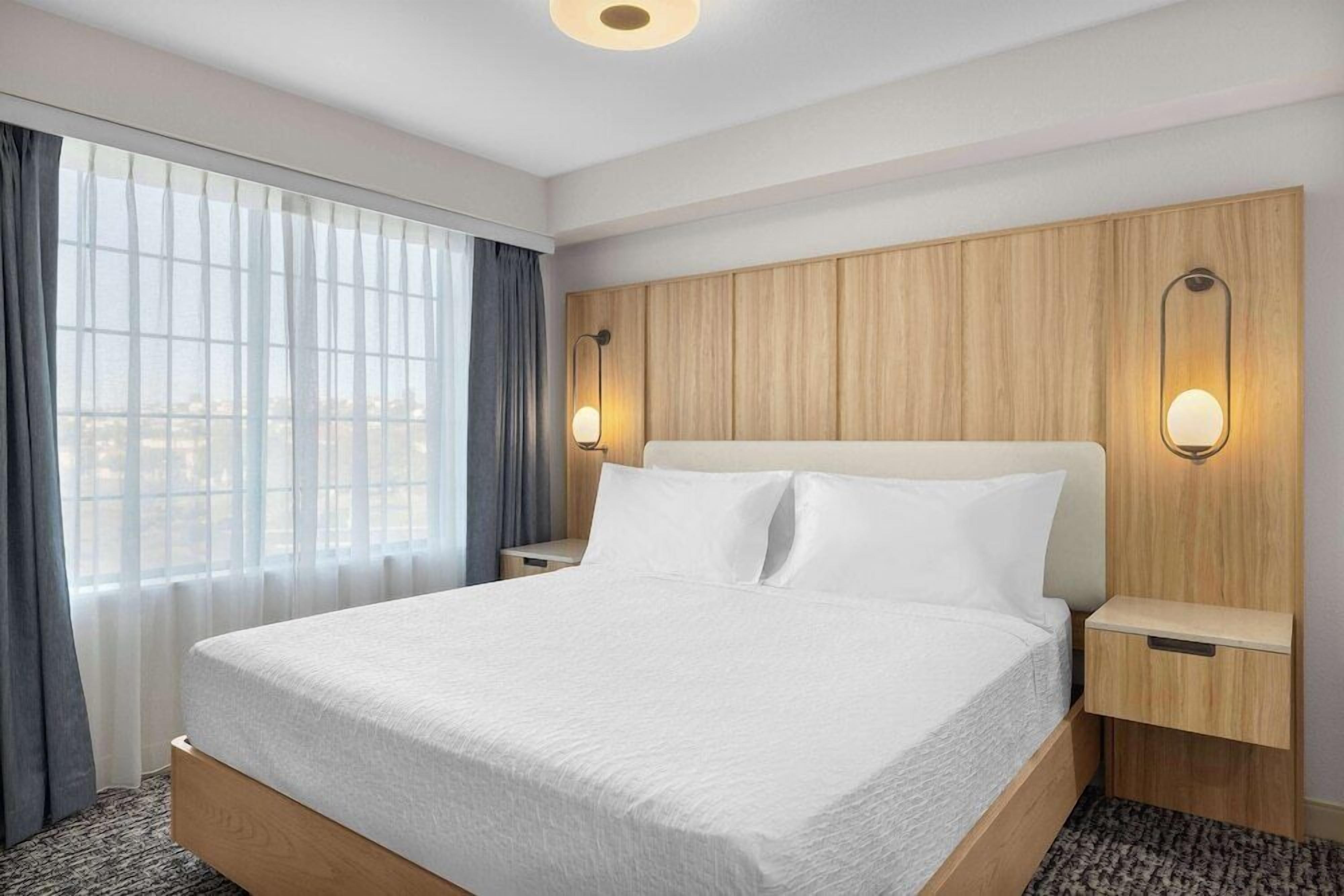 Premium bedding, in-room safe, blackout curtains, iron/ironing board