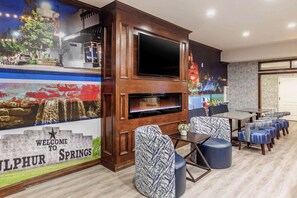 Desayuno bufé gratuito y diario