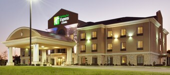 홀리데이 인 익스프레스 & 스위트 센터 바이 IHG