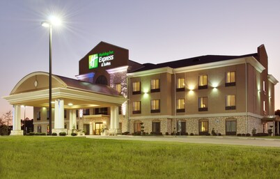 Holiday Inn Express & Suites Center by IHG