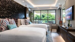 Signature 2 Bedroom Suite | Minibar, in-room safe, desk, laptop workspace - Discovery Boracay (Boracay Island)