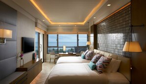 Minibar, in-room safe, desk, laptop workspace - Discovery Boracay (Boracay Island)