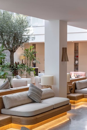 Lobby -  Doria Hotel Bodrum-City Center (Bodrum)
