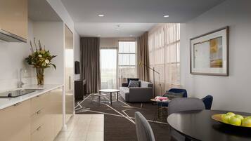 Microondas, cafetera/tetera, tetera/pava eléctrica