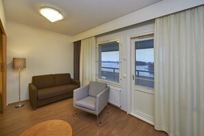  Standard Twin with Kitchenette and Sauna (Hotel Terme) 
