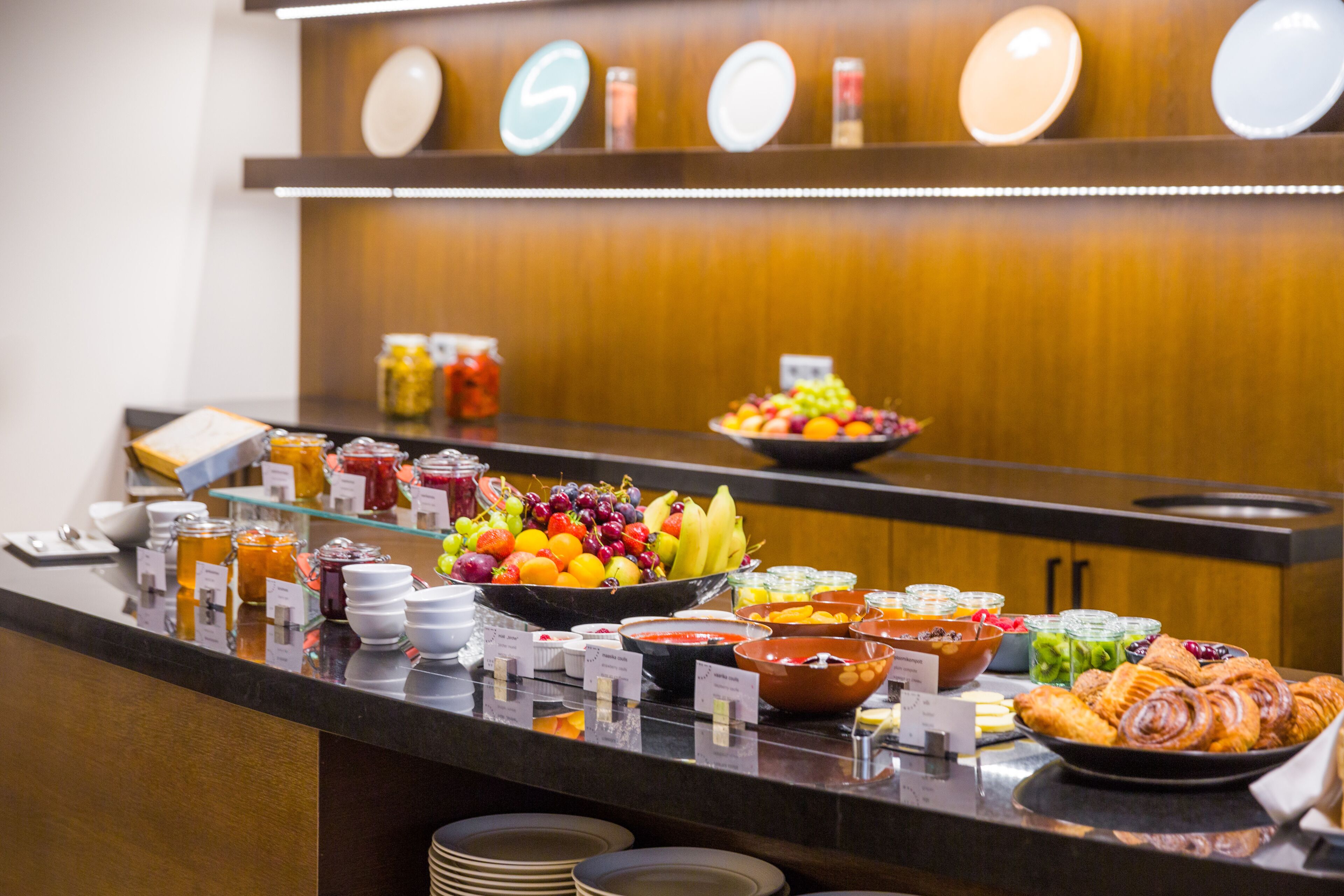 daily buffet breakfast (eur 28 per person)