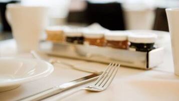 Ilmainen buffetaamiainen