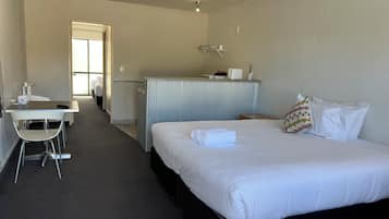 Two Bedroom Suite | Free WiFi, bed sheets