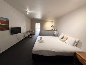 One Bedroom Suite | Wi-Fi gratis dan seprai linen