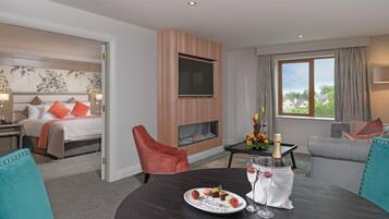 In-room safe, blackout curtains, soundproofing, iron/ironing board